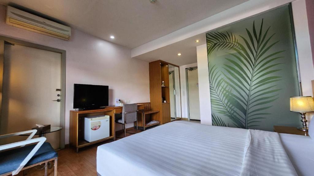 D North Star Hotel & Spa Сандакан Экстерьер фото